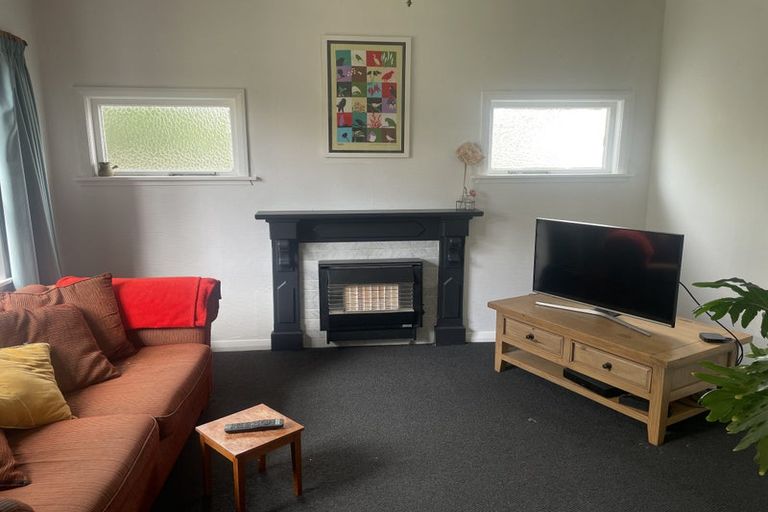 Photo of property in 13 Sussex Street, Levin, 5510