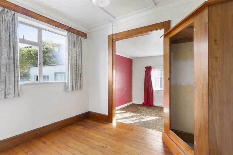 Photo of property in 34 Derby Street, Westport, 7825