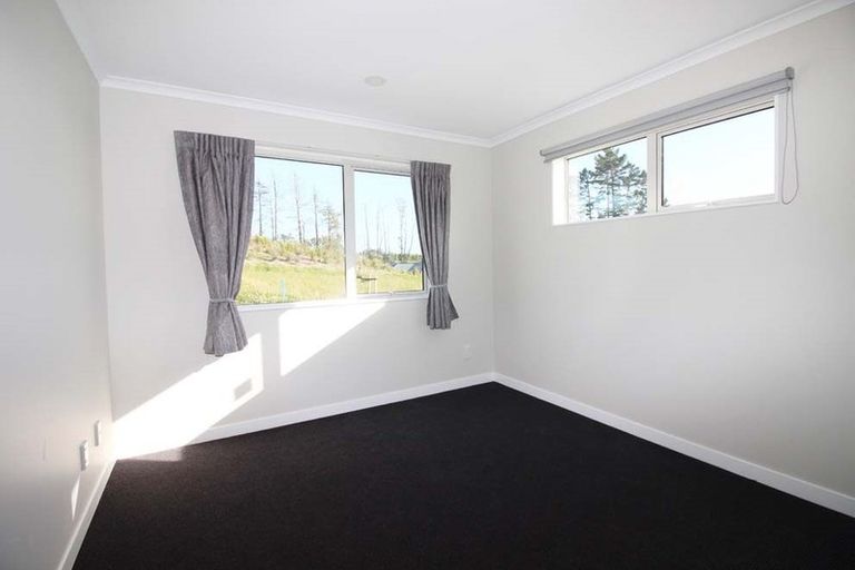 Photo of property in 78 Jeroboam Loop, Kumeu, 0810