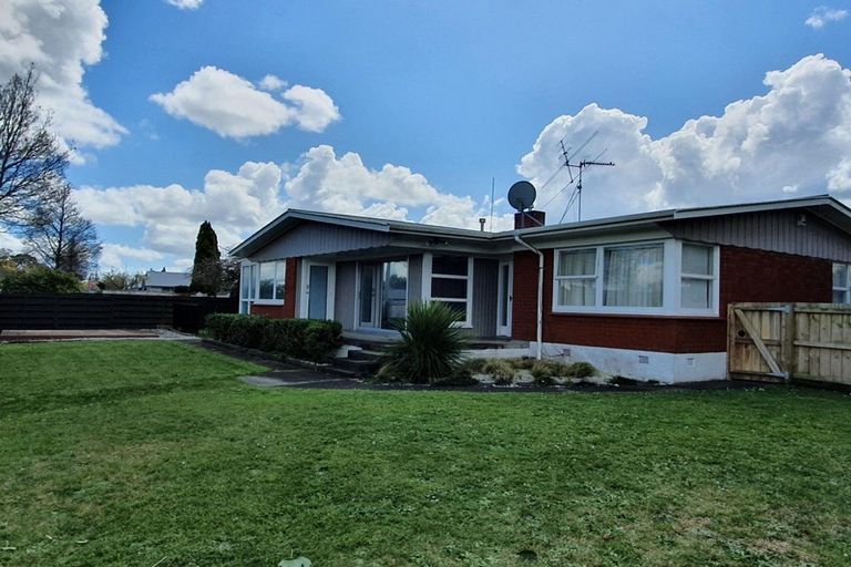 Photo of property in 1 Bowen Place, St Andrews, Hamilton, 3200