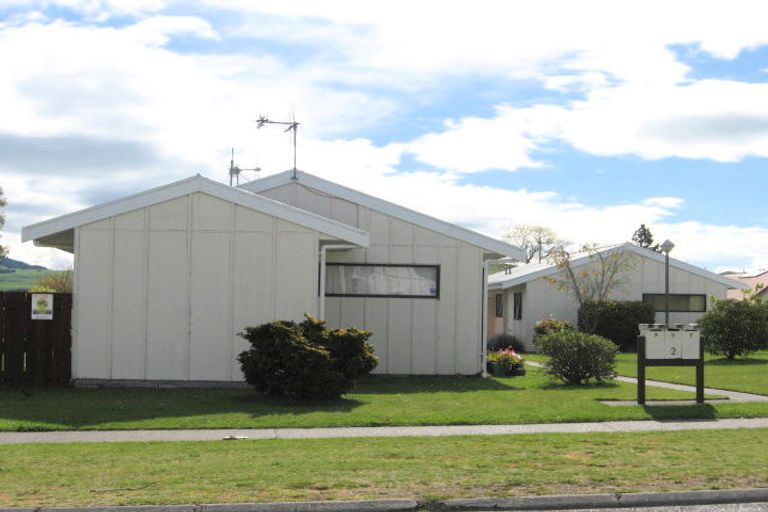 Photo of property in 2/10 Fletcher Street, Taupo, 3330
