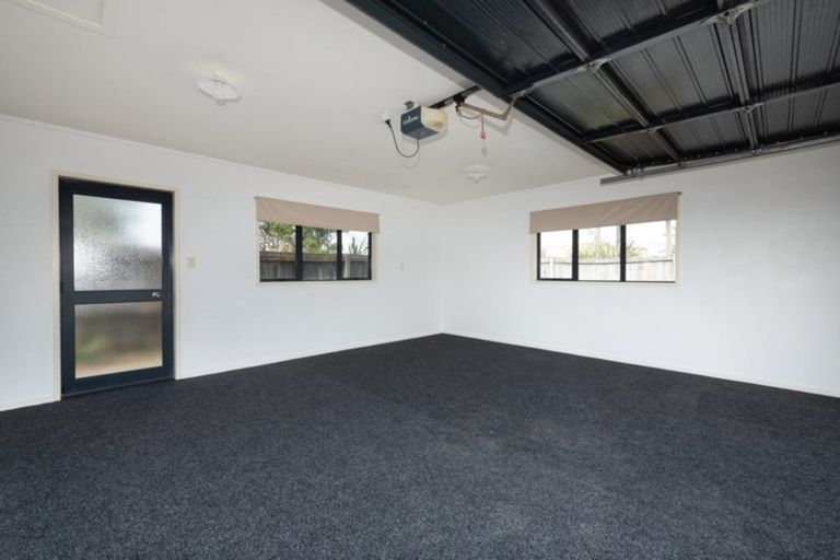 Photo of property in 35 Madeleine Terrace, Papamoa Beach, Papamoa, 3118