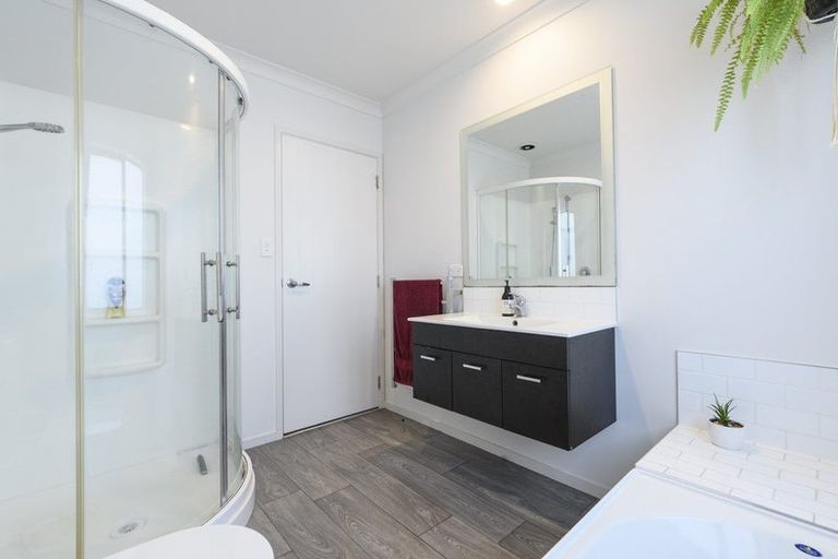 Photo of property in 84b Margaret Drive, Omokoroa, 3114