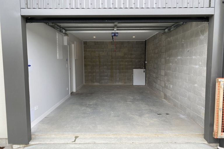 Photo of property in 10 Main Road, Wainuiomata, Lower Hutt, 5014