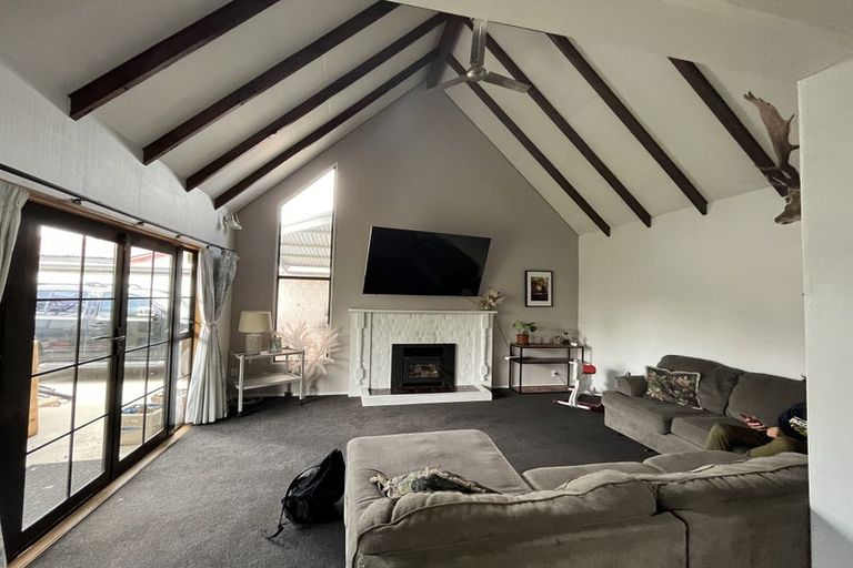 Photo of property in 21 Abercrombie Street, Milton, 9220