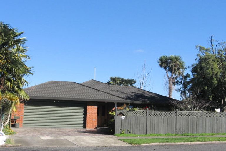 Photo of property in 2/506 Fitzroy Avenue, Hastings, 4122