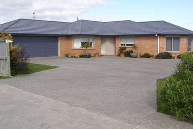 Photo of property in 21 Ludlam Way, Otaki, 5512