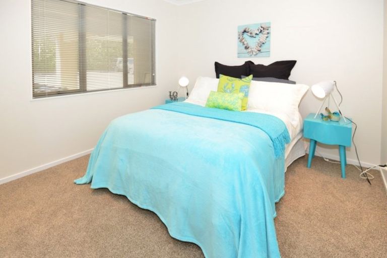 Photo of property in Santa Rosa, 16/340 Gulf Harbour Drive, Gulf Harbour, Whangaparaoa, 0930