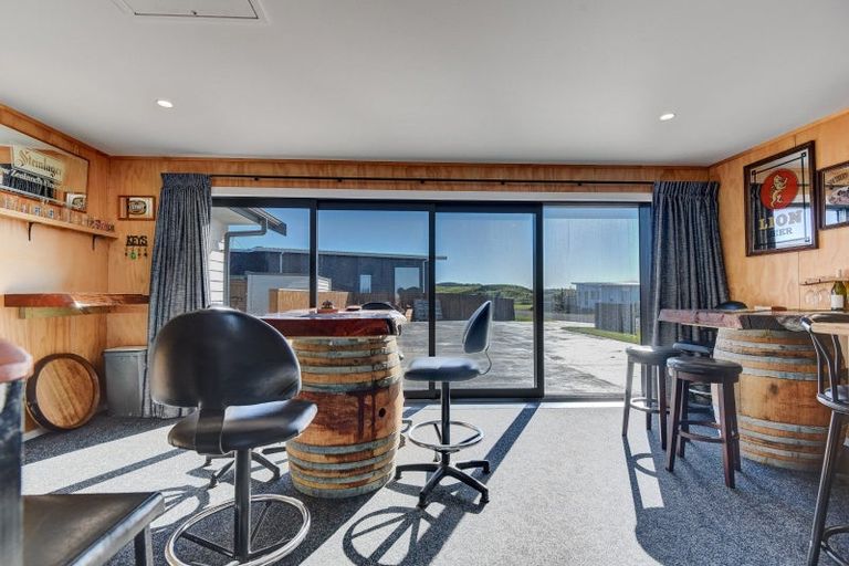 Photo of property in 4 Rosemount Road, Waverley, 4591