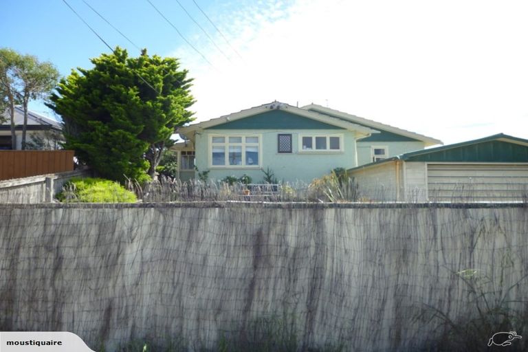 Photo of property in 109 Pacific Road, North New Brighton, Christchurch, 8083