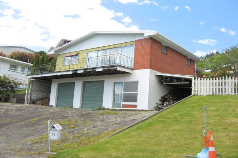 Photo of property in 12 Seaview Crescent, Picton, 7220