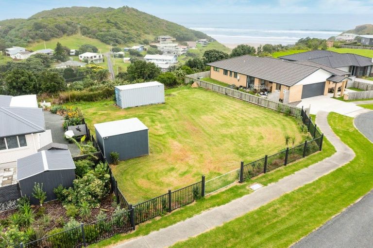 Photo of property in 49 Sunset Drive, Baylys Beach, 0377