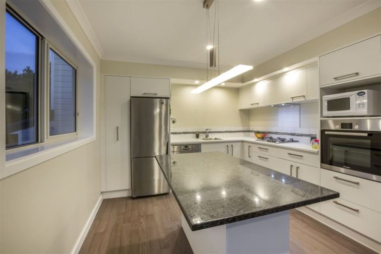 Photo of property in 68a Kahu Road, Paremata, Porirua, 5024