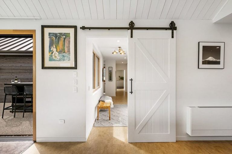 Photo of property in 112 Hall Road, Bannockburn, Cromwell, 9384