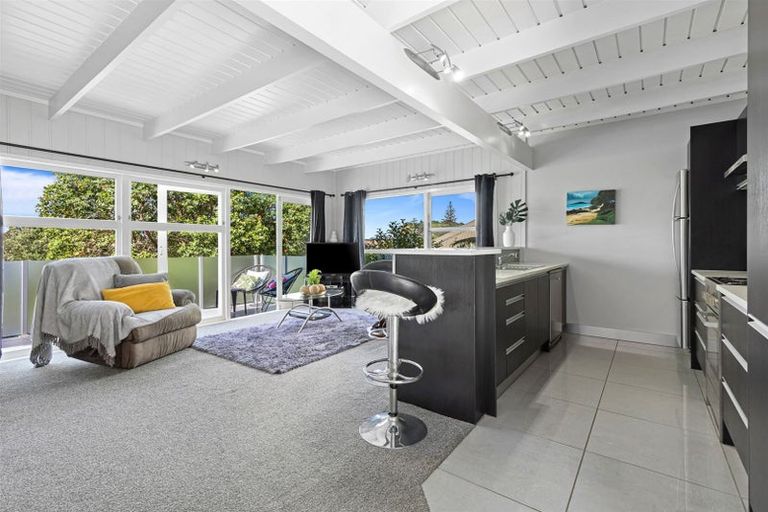 Photo of property in 19 Mckenzie Avenue, Arkles Bay, Whangaparaoa, 0932
