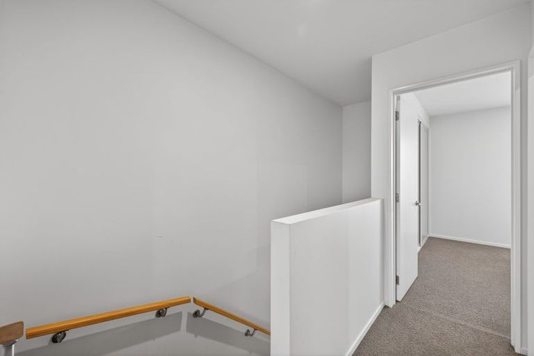 Photo of property in 8 Sunshine Lane, New Brighton, Christchurch, 8083