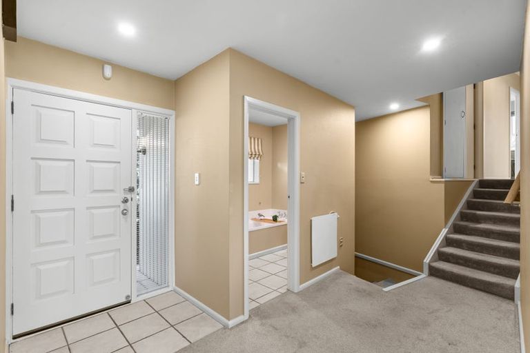 Photo of property in 20 Highfield Place, Avonhead, Christchurch, 8042