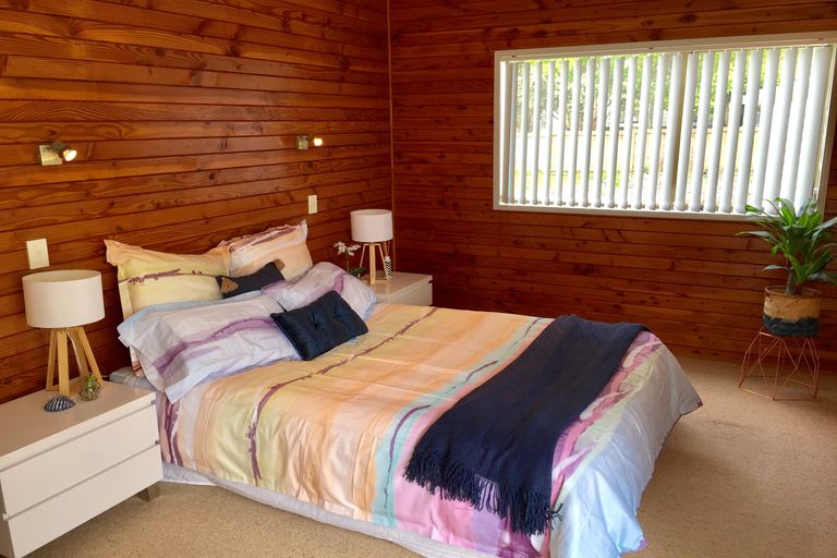 Photo of property in 23 Bluewater Place, Wattle Downs, Auckland, 2103