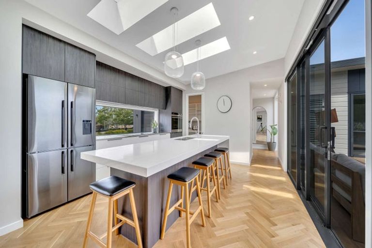 Photo of property in 92 Weston Road, Weston, Oamaru, 9401