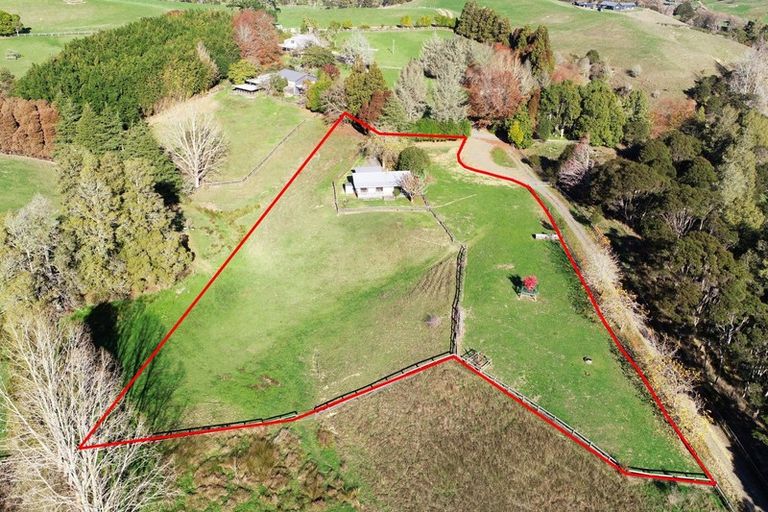 Photo of property in 2581b Hunua Road, Hunua, 2583