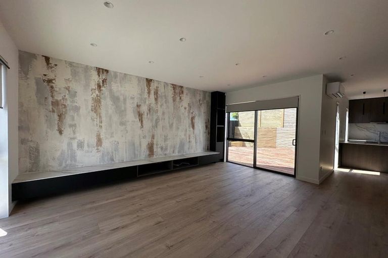 Photo of property in 81b Matipo Road, Mairangi Bay, Auckland, 0630