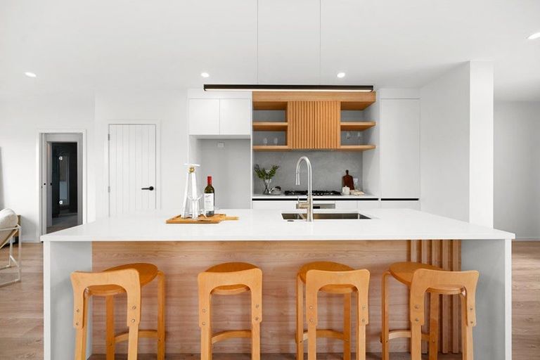 Photo of property in 72 Overton Street, Rototuna North, 3210