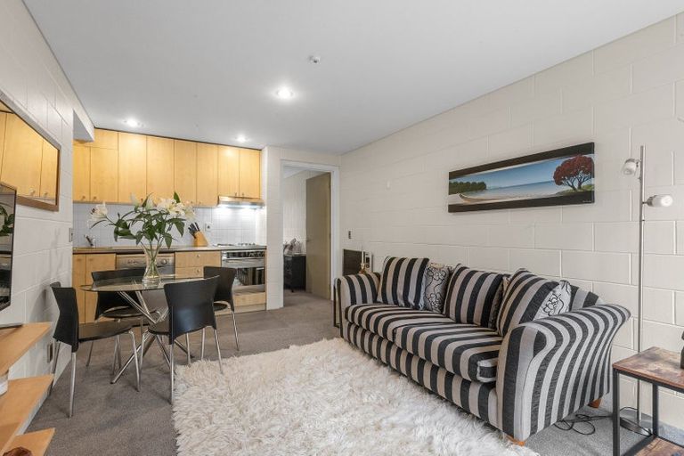 Photo of property in 17/868 Colombo Street, Christchurch Central, Christchurch, 8013