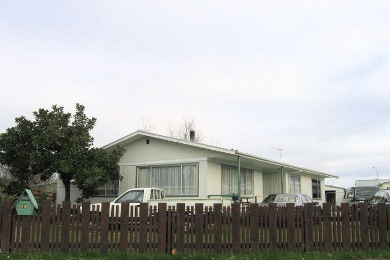 Photo of property in 33 Lichfield Crescent, Tamatea, Napier, 4112