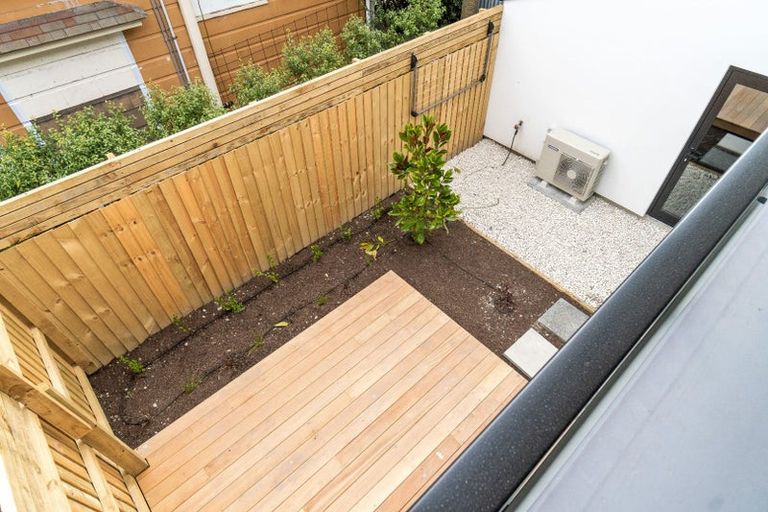 Photo of property in 4/75 Barbour Street, Waltham, Christchurch, 8011