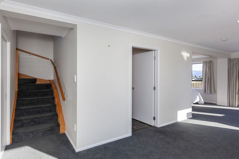 Photo of property in 22 Staysail Place, Whitby, Porirua, 5024