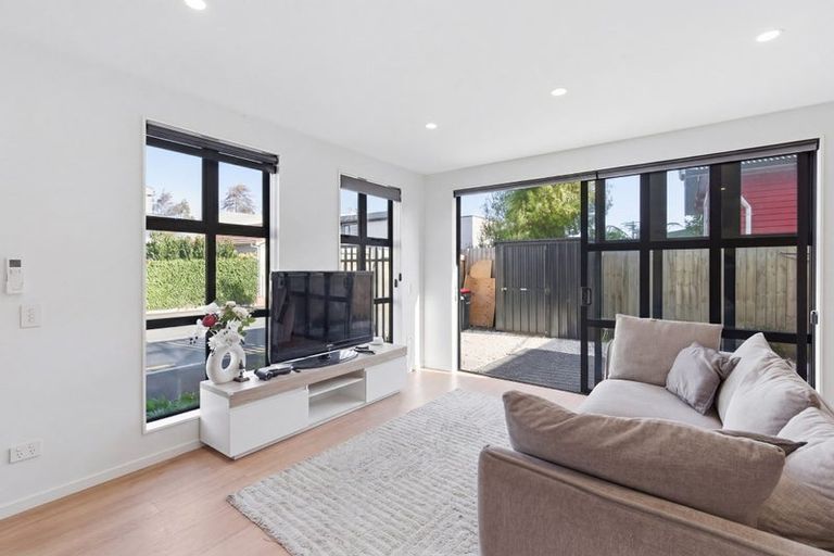 Photo of property in 1/13 Moa Place, Christchurch Central, Christchurch, 8013
