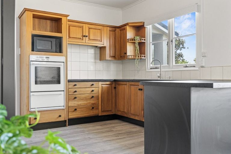 Photo of property in 33 Burns Street, Tawhero, Whanganui, 4501