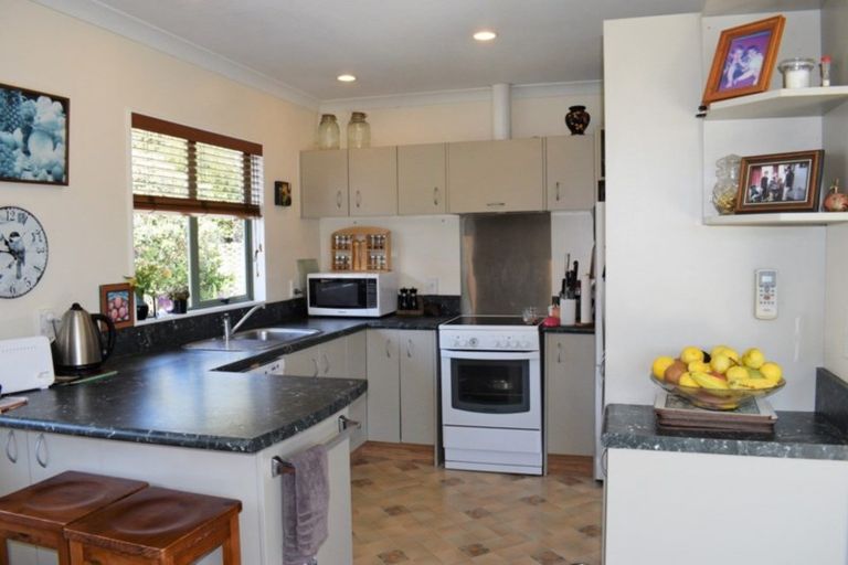 Photo of property in 57b Kirk Street, Otaki, 5512