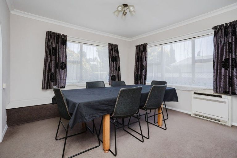 Photo of property in 5 Beedie Street, Dannevirke, 4930