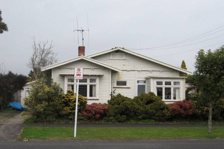 Photo of property in 2 Claude Street, Fairfield, Hamilton, 3214