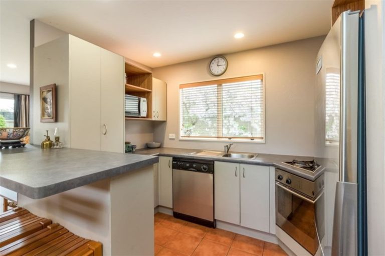 Photo of property in 42 Dover Street, St Albans, Christchurch, 8014