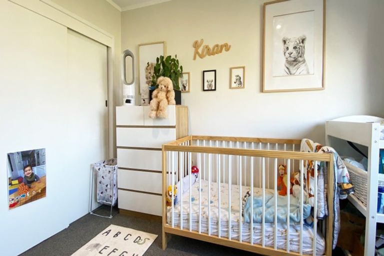 Photo of property in 2/57 Cardiff Road, Pakuranga, Auckland, 2010