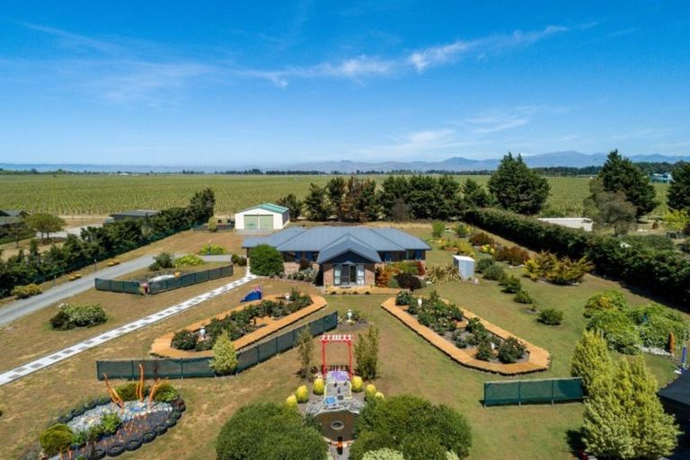 Photo of property in 8 Isobel Place, Rarangi, Blenheim, 7273