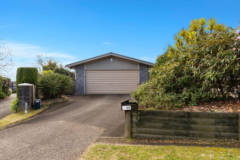 Photo of property in 9 Kirk Lane, Owhata, Rotorua, 3010