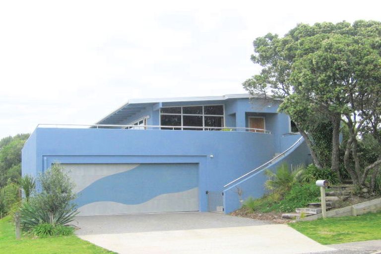 Photo of property in 8 Moa Street, Mount Maunganui, 3116