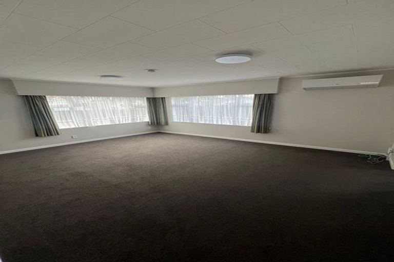 Photo of property in 15 Moselle Street, Island Bay, Wellington, 6023