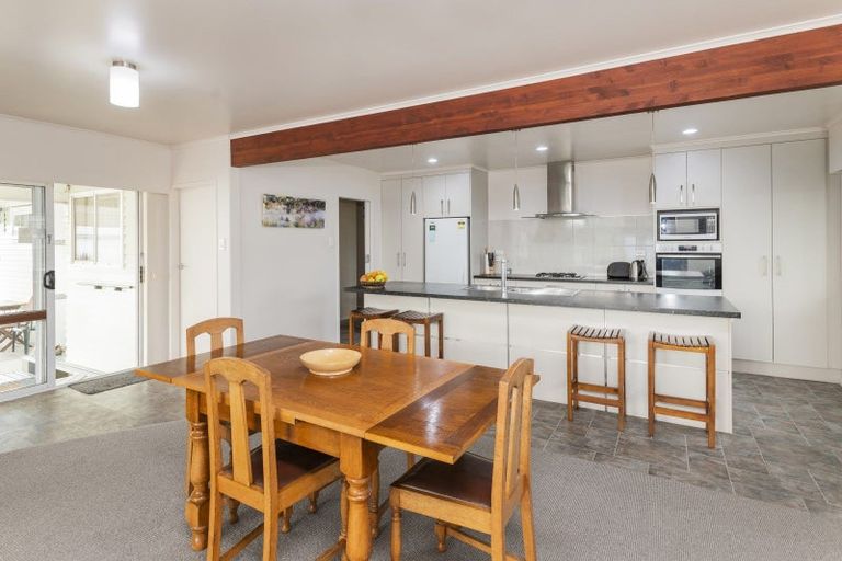 Photo of property in 1033 Aberdeen Road, Te Hapara, Gisborne, 4010