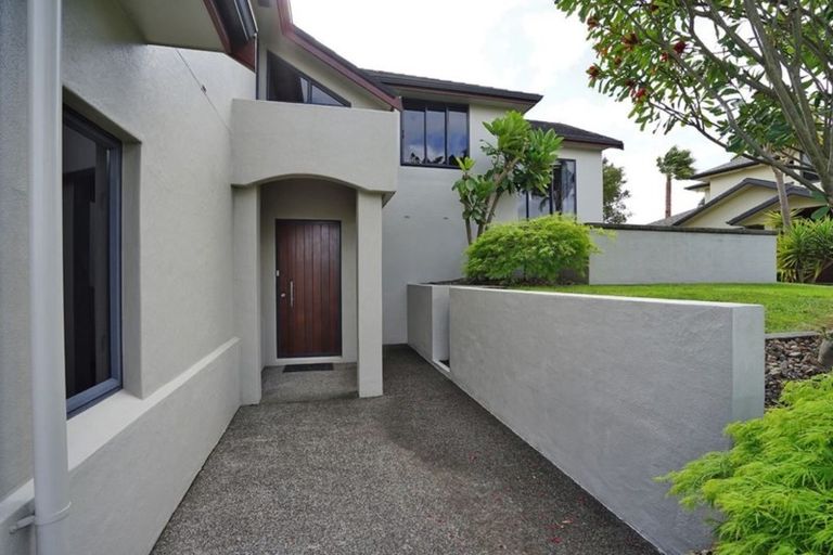 Photo of property in 14 Southworth Place, Grandview Heights, Hamilton, 3200