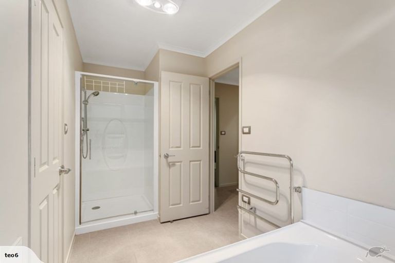 Photo of property in 80 Old Barn Road, Opaheke, Papakura, 2584