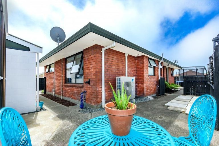 Photo of property in 85 Pacific Road, North New Brighton, Christchurch, 8083