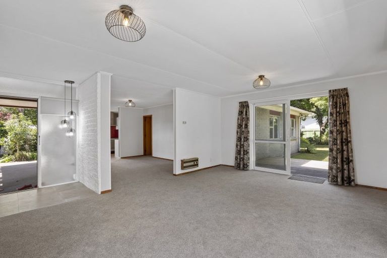 Photo of property in 9 Tawa Street, Inglewood, 4330