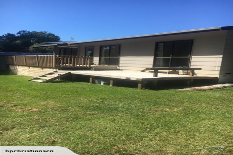Photo of property in 1/73 Rosedale Road, Pinehill, Auckland, 0632