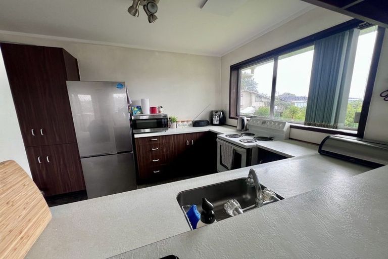 Photo of property in 1/24 Bayview Road, Bayview, Auckland, 0629