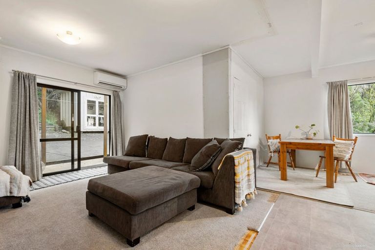 Photo of property in 41 Kauri Loop Road, Oratia, Auckland, 0604