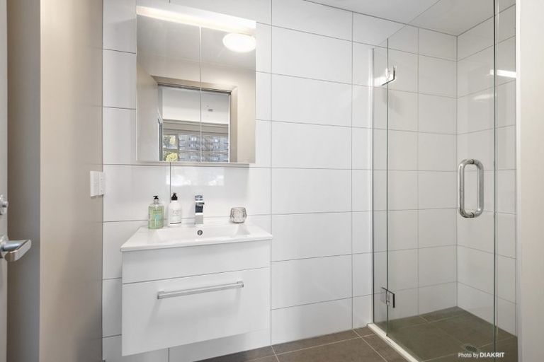 Photo of property in Canvas Apartments, 8/307 Willis Street, Te Aro, Wellington, 6011